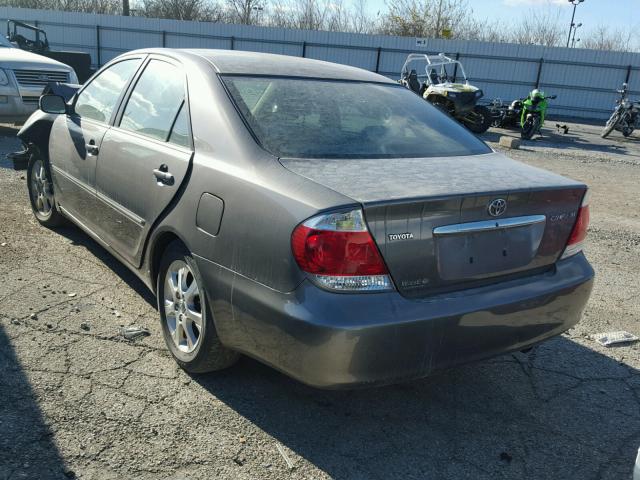 4T1BE32K96U659931 - 2006 TOYOTA CAMRY GRAY photo 3