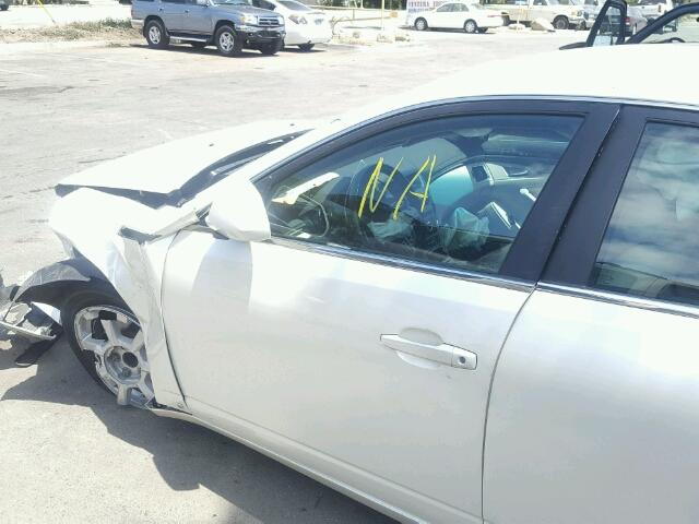 1G6DF577480213872 - 2008 CADILLAC CTS WHITE photo 9