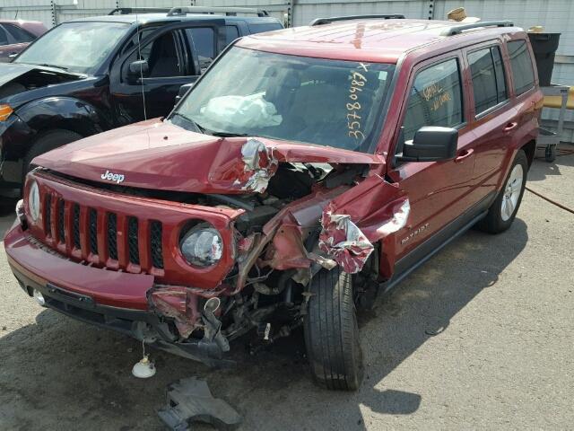 1C4NJPBB5CD674202 - 2012 JEEP PATRIOT SP RED photo 2