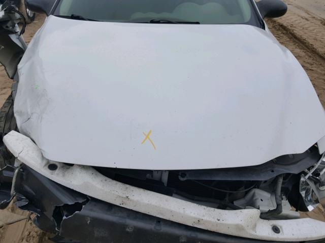 1G2NF52E54C232354 - 2004 PONTIAC GRAND AM S WHITE photo 7