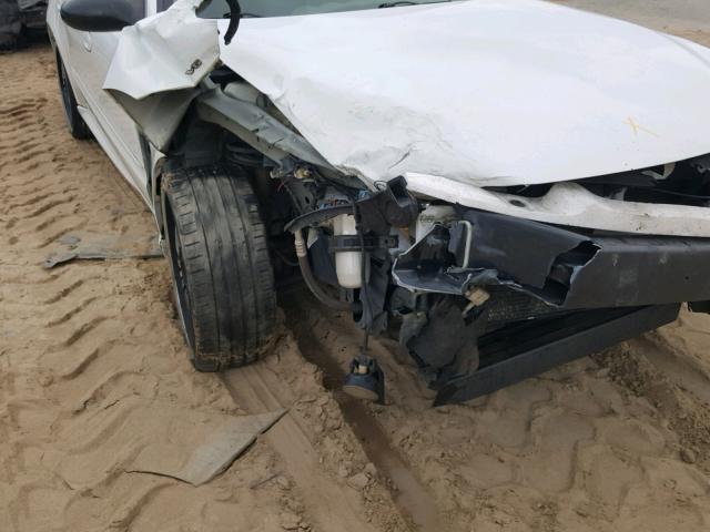 1G2NF52E54C232354 - 2004 PONTIAC GRAND AM S WHITE photo 9