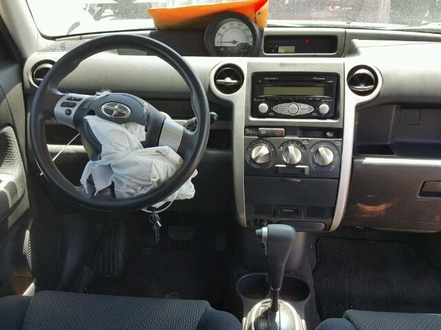 JTLKT324364071250 - 2006 TOYOTA SCION XB BLACK photo 9