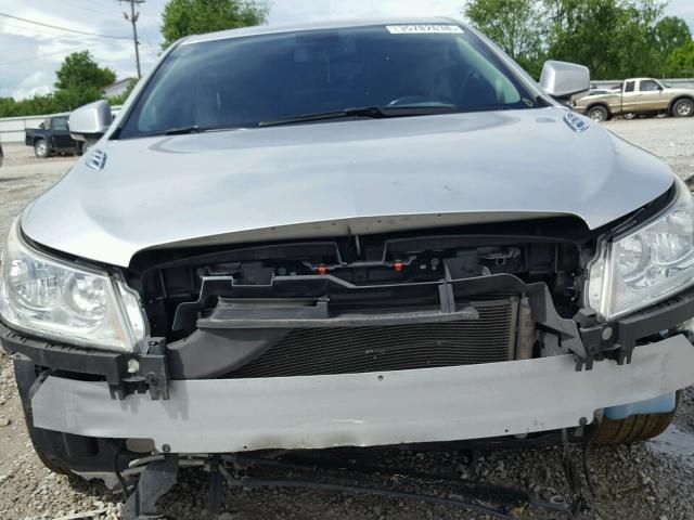 1G4GD5E3XCF112787 - 2012 BUICK LACROSSE P SILVER photo 9