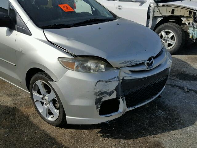 JM1CR293260106907 - 2006 MAZDA 5 SILVER photo 9