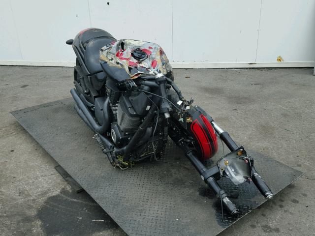 5VPHS36N0G3050666 - 2016 VICTORY MOTORCYCLES HAMMER S RED photo 1