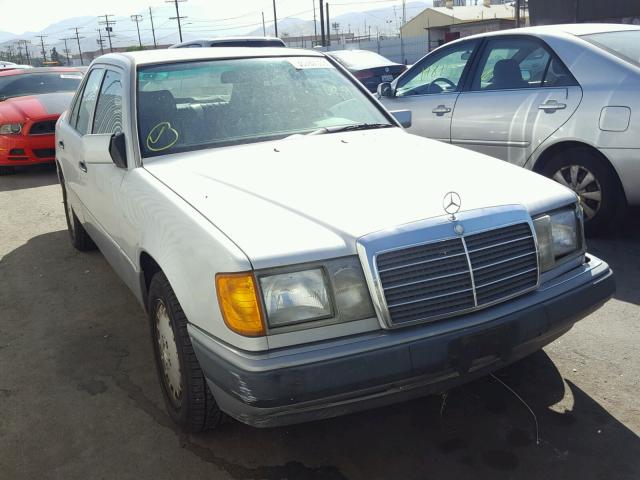 WDBEA28E6PB988087 - 1993 MERCEDES-BENZ 300 E 2.8 SILVER photo 1