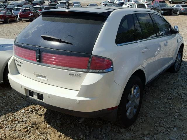 2LMDU68C88BJ06410 - 2008 LINCOLN MKX WHITE photo 4