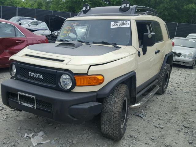 JTEBU4BF6AK078113 - 2010 TOYOTA FJ CRUISER TAN photo 2