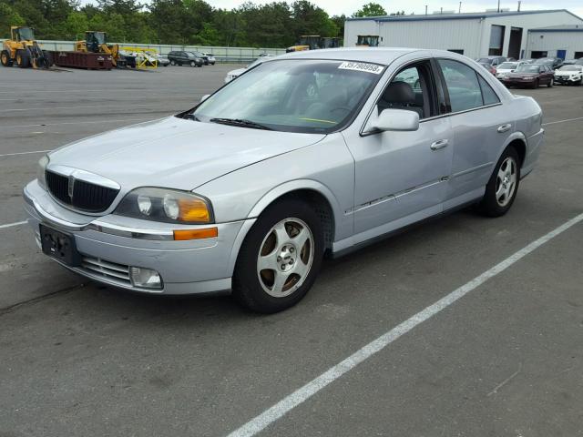 1LNHM86S01Y602619 - 2001 LINCOLN LS 银色 照片 2
