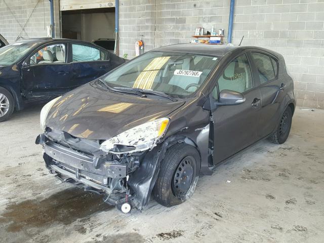 JTDKDTB30C1010337 - 2012 TOYOTA PRIUS C GRAY photo 2