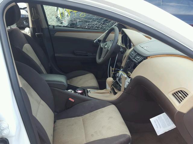 1G1ZC5E03CF339687 - 2012 CHEVROLET MALIBU 1LT თეთრი ფოტო 5