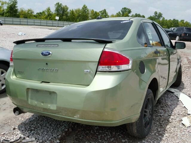 1FAHP35N88W164390 - 2008 FORD FOCUS SE GREEN photo 4