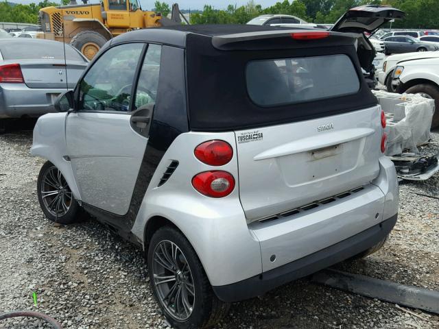 WMEEK31X88K149352 - 2008 SMART FORTWO PAS SILVER photo 3