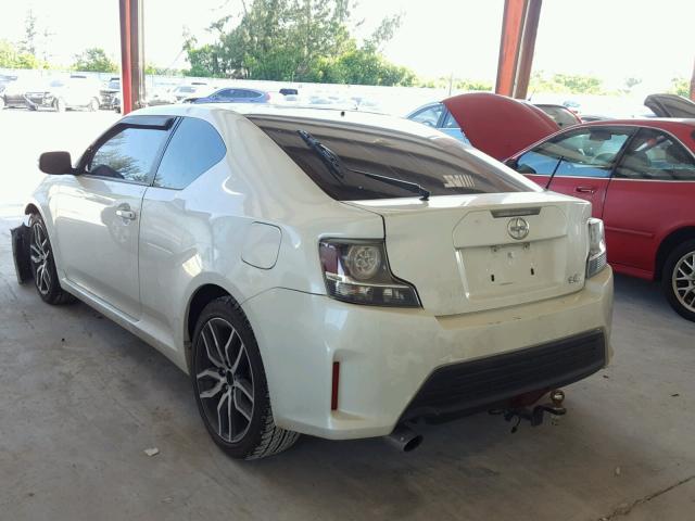 JTKJF5C70GJ020920 - 2016 TOYOTA SCION TC 白色 照片 3