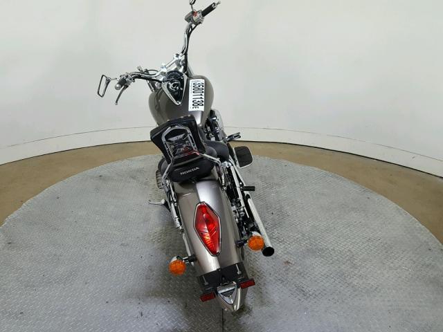 1HFSC52677A411050 - 2007 HONDA VTX1300 R SILVER photo 9