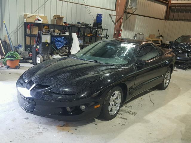 2G2FS22K022146841 - 2002 PONTIAC FIREBIRD BLACK photo 2