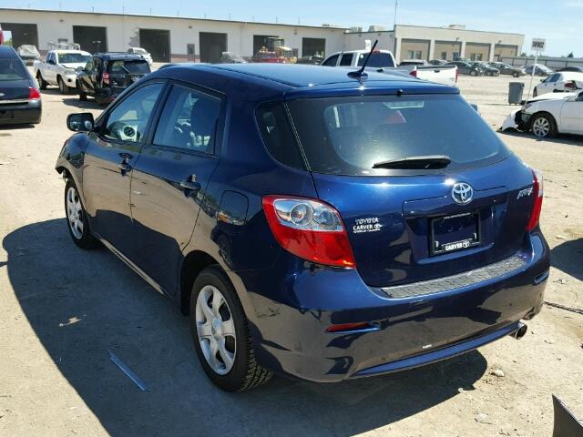 2T1KU4EE4AC483475 - 2010 TOYOTA MATRIX BLUE photo 3