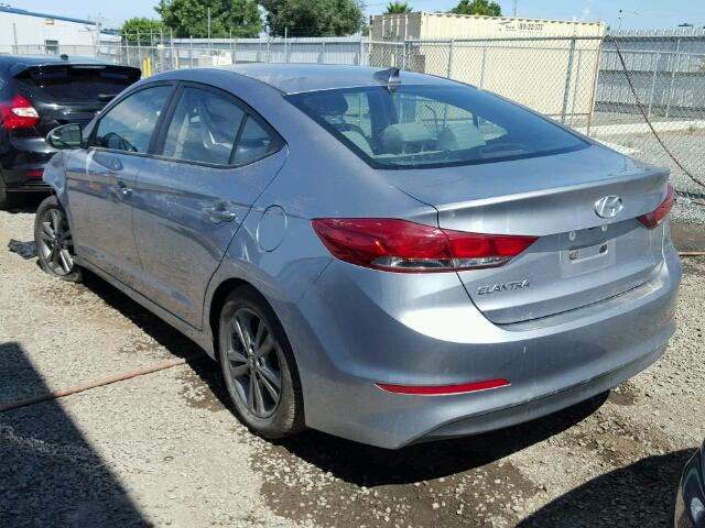 5NPD84LF1HH066959 - 2017 HYUNDAI ELANTRA SE SILVER photo 3