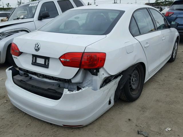 3VW2K7AJ2EM308534 - 2014 VOLKSWAGEN JETTA BASE Սպիտակ լուսանկար 4
