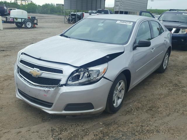 1G11B5SA3DF334858 - 2013 CHEVROLET MALIBU LS 银色 照片 2