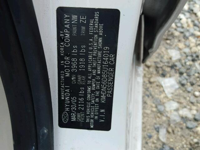 KMHDN56D85U164019 - 2005 HYUNDAI ELANTRA WHITE photo 10