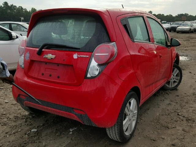 KL8CD6S93EC522331 - 2014 CHEVROLET SPARK 1LT RED photo 4