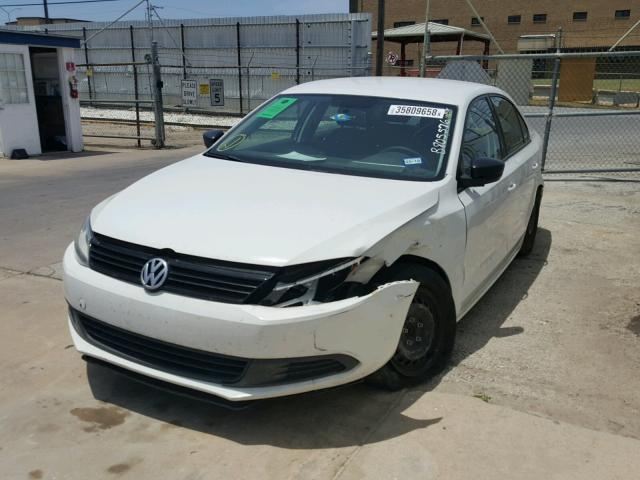 3VW2K7AJ8EM408413 - 2014 VOLKSWAGEN JETTA BASE 白色 照片 2