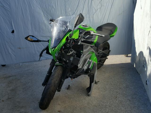 JKAEXEE15GDA21085 - 2016 KAWASAKI EX650 E GREEN photo 2