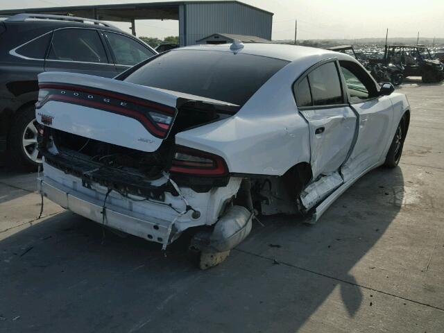 2C3CDXHG0FH805694 - 2015 DODGE CHARGER SX WHITE photo 4