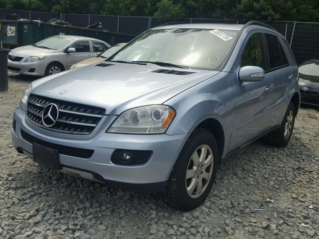 4JGBB86E67A242358 - 2007 MERCEDES-BENZ ML 350 BLUE photo 2