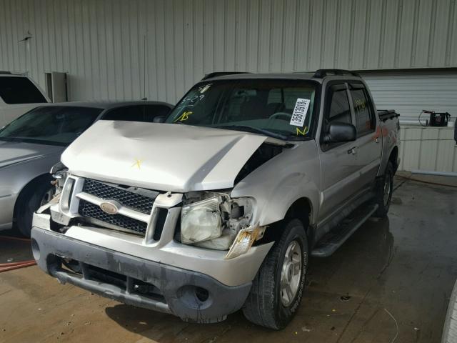 1FMZU67K34UC35282 - 2004 FORD EXPLORER S GRAY photo 2