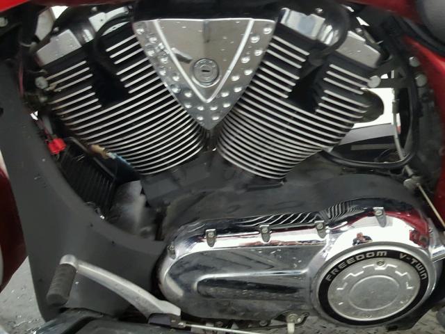 5VPDW36N9C3009269 - 2012 VICTORY MOTORCYCLES CROSS COUN Rouge photo 6