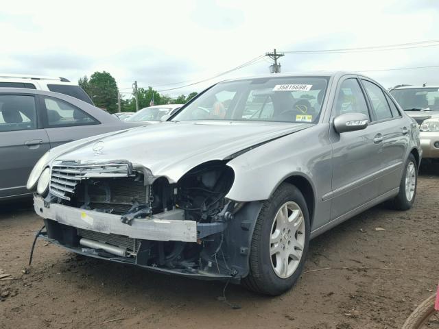 WDBUF82J75X178828 - 2005 MERCEDES-BENZ E 320 4MAT SILVER photo 2