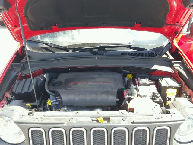 ZACCJBAT3GPE09077 - 2016 JEEP RENEGADE S RED photo 7