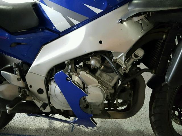 JYA5AHC092A029020 - 2002 YAMAHA YZF600 R BLUE photo 7