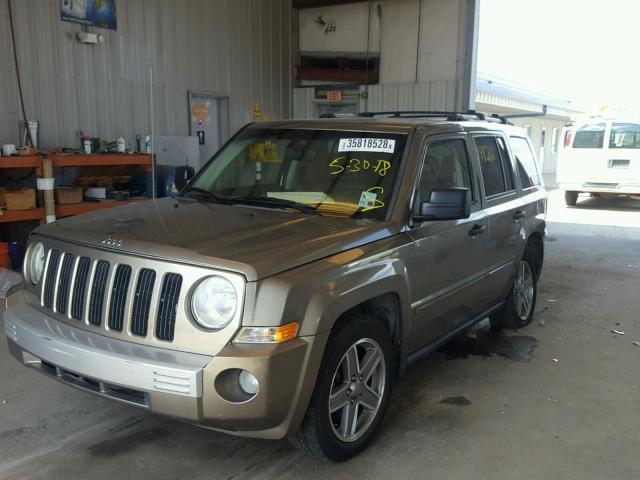 1J8FT48W27D399359 - 2007 JEEP PATRIOT LI GOLD photo 2