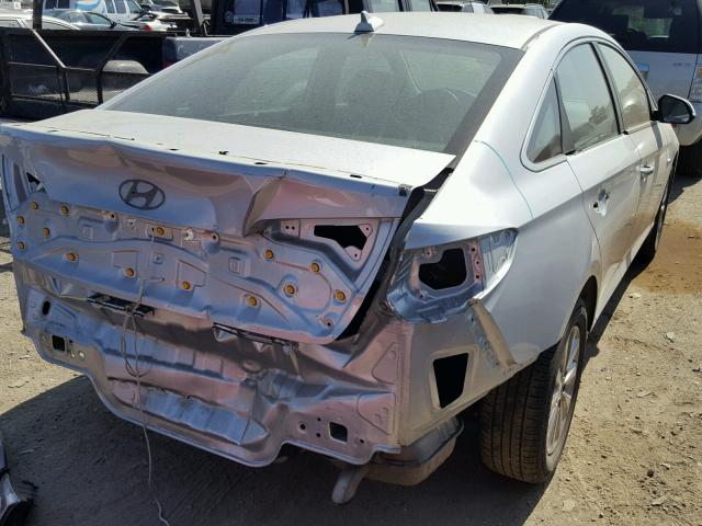 KMHE24L30HA072508 - 2017 HYUNDAI SONATA HYB SILVER photo 4