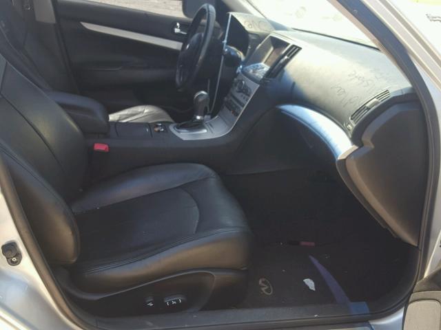 JNKCV61F19M358040 - 2009 INFINITI G37 SILVER photo 5