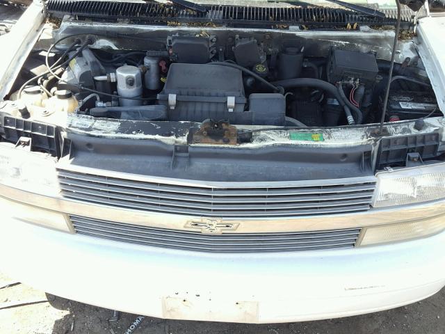 1GBDM19W5VB166629 - 1997 CHEVROLET ASTRO WHITE photo 7