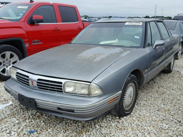 1G3CX52KXS4317137 - 1995 OLDSMOBILE 98 REGENCY GRAY photo 2