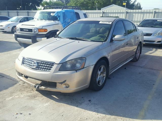 1N4AL11D95C236483 - 2005 NISSAN ALTIMA S TAN photo 2