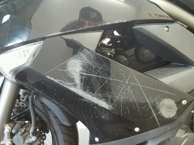 JKAEXEC189DA28537 - 2009 KAWASAKI EX650 C 黑色 照片 11