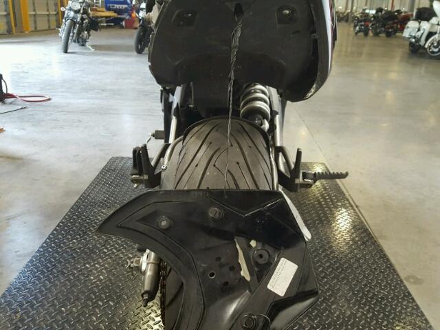 JKAEXEC189DA28537 - 2009 KAWASAKI EX650 C 黑色 照片 16