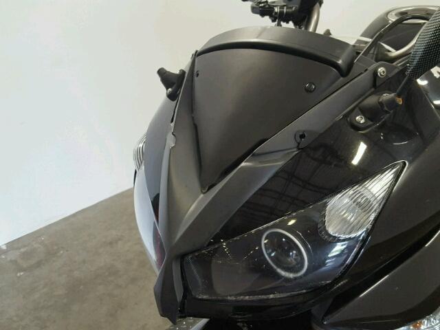 JKAEXEC189DA28537 - 2009 KAWASAKI EX650 C 黑色 照片 9