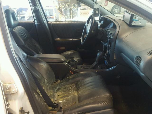 1G2WP5211VF251160 - 1997 PONTIAC GRAND PRIX WHITE photo 5