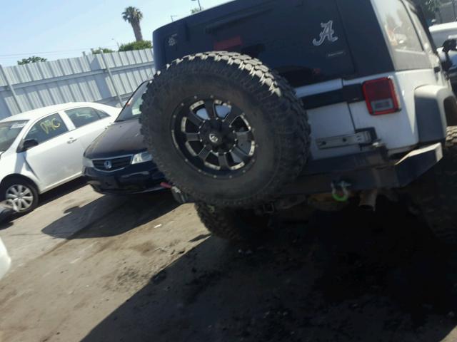 1C4AJWAG1DL627620 - 2013 JEEP WRANGLER S WHITE photo 4