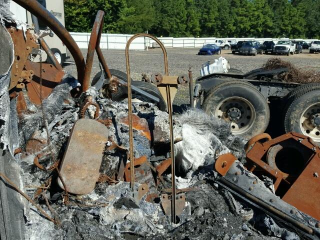 1XKADP9X2CJ319260 - 2012 KENWORTH CONSTRUCTI BURN photo 5