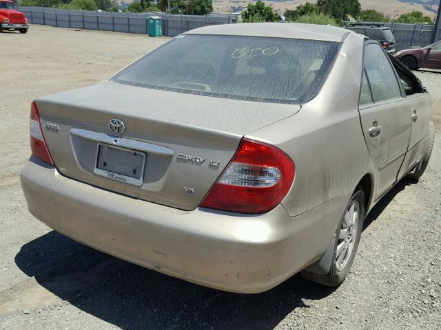 JTDBF30K320077488 - 2002 TOYOTA CAMRY LE 金色 照片 4