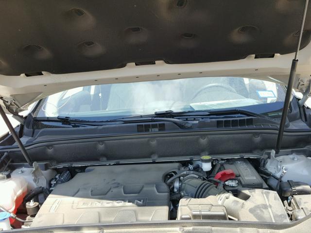 2LMTJ6LR0GBL84538 - 2016 LINCOLN MKX RESERV CREAM photo 7