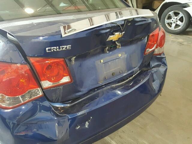 1G1PC5SB2D7198023 - 2013 CHEVROLET CRUZE LT BLUE photo 9